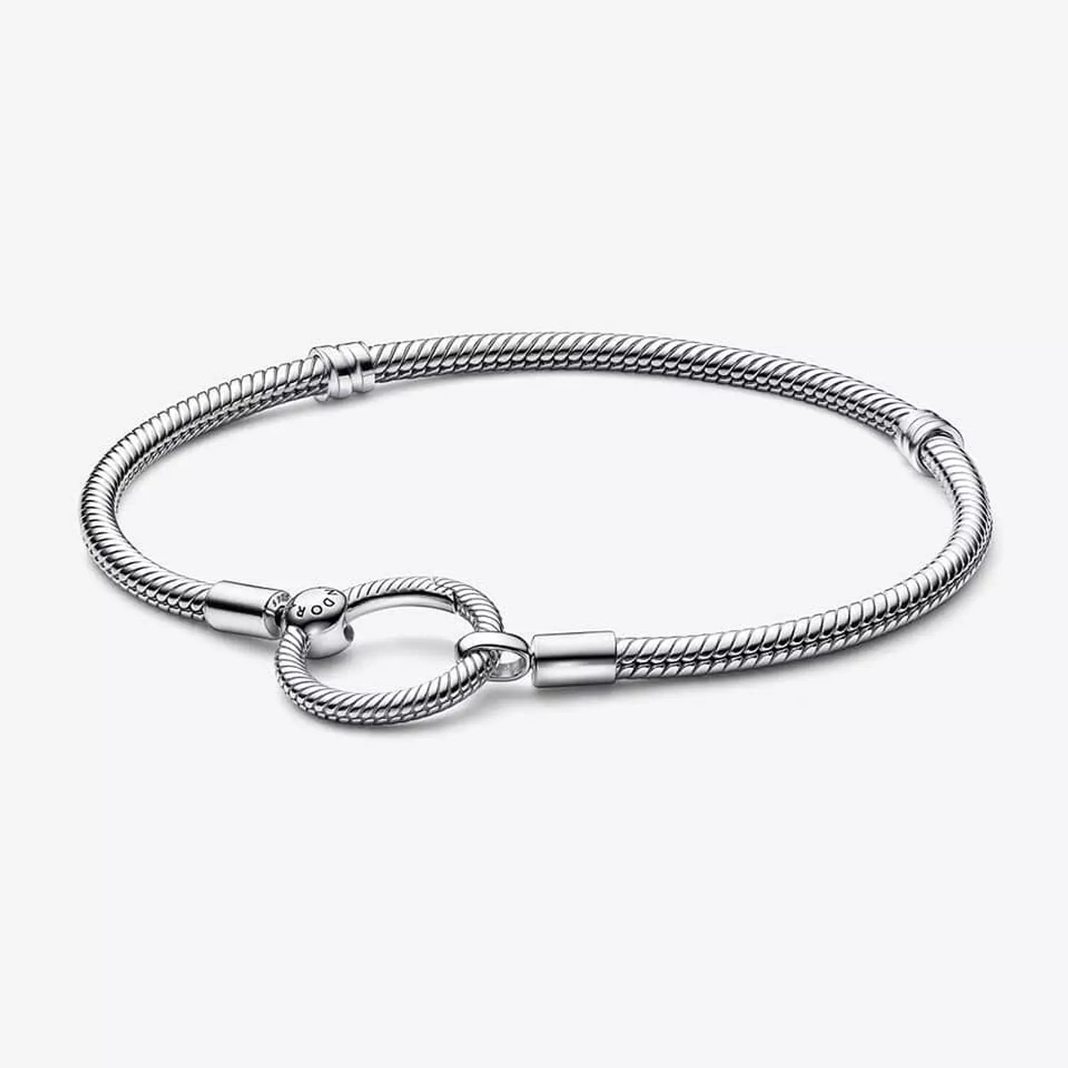 Pandora bracelet with round lock
