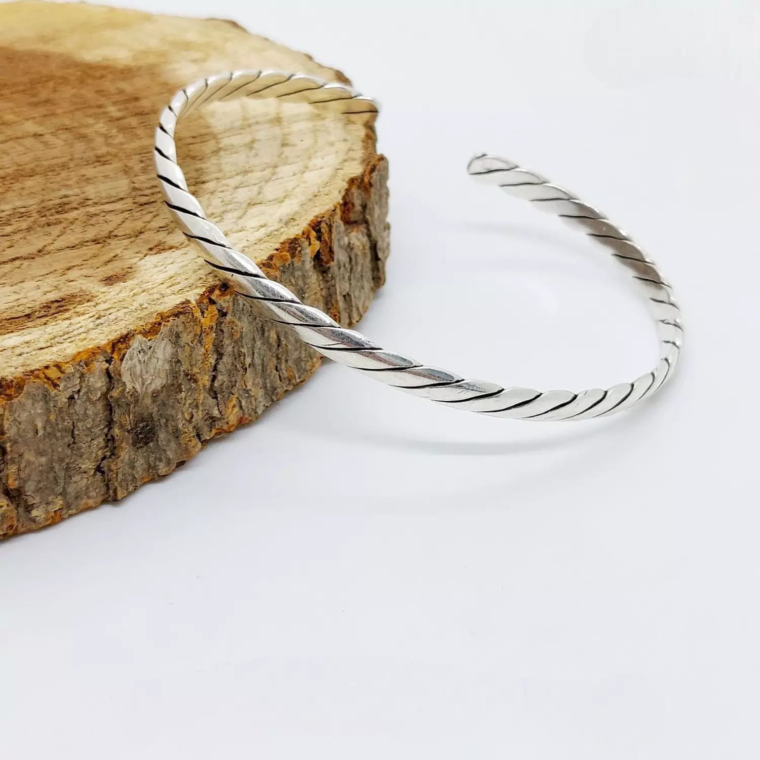 اسوره فضه رجالى