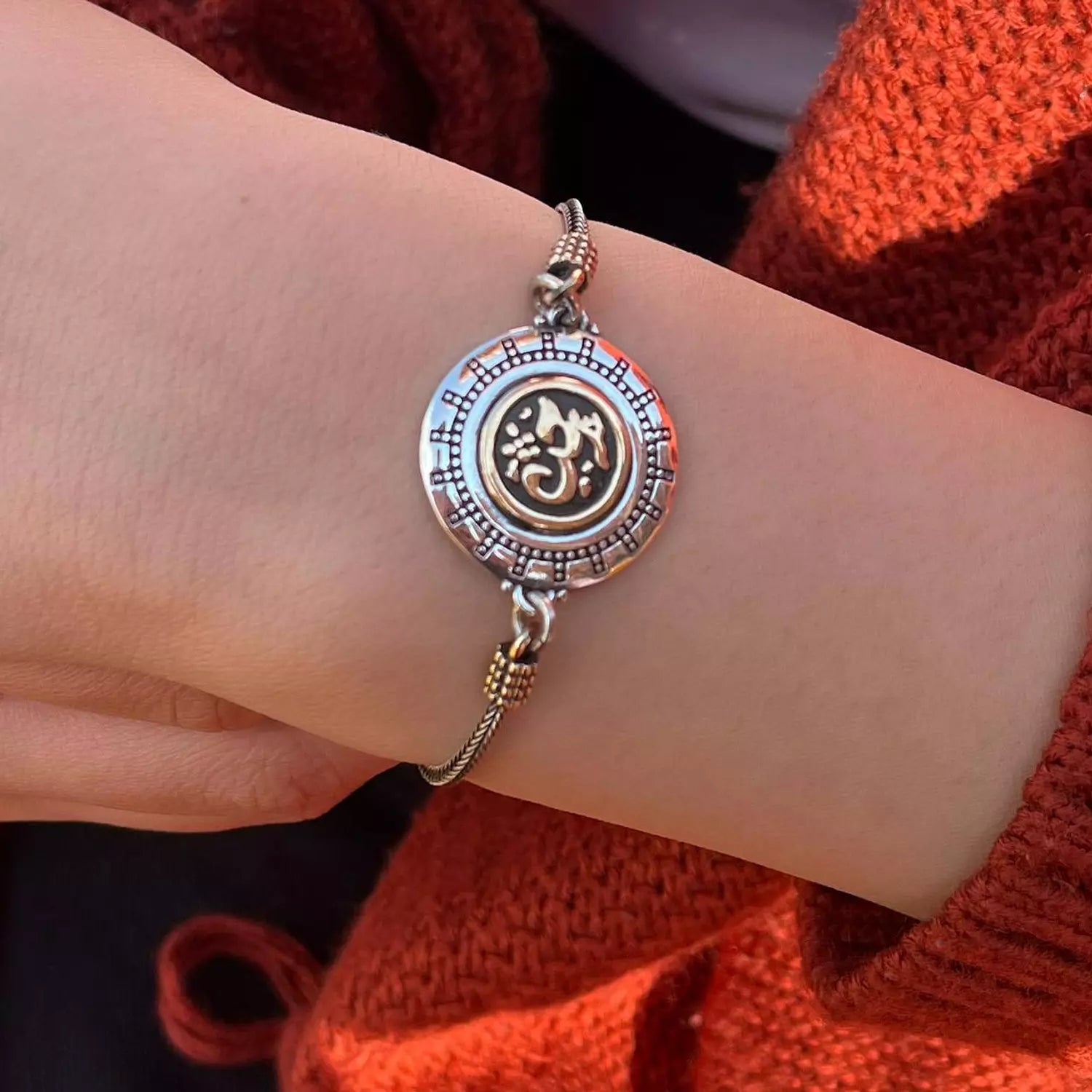 انسيال فضه بكلمة حب