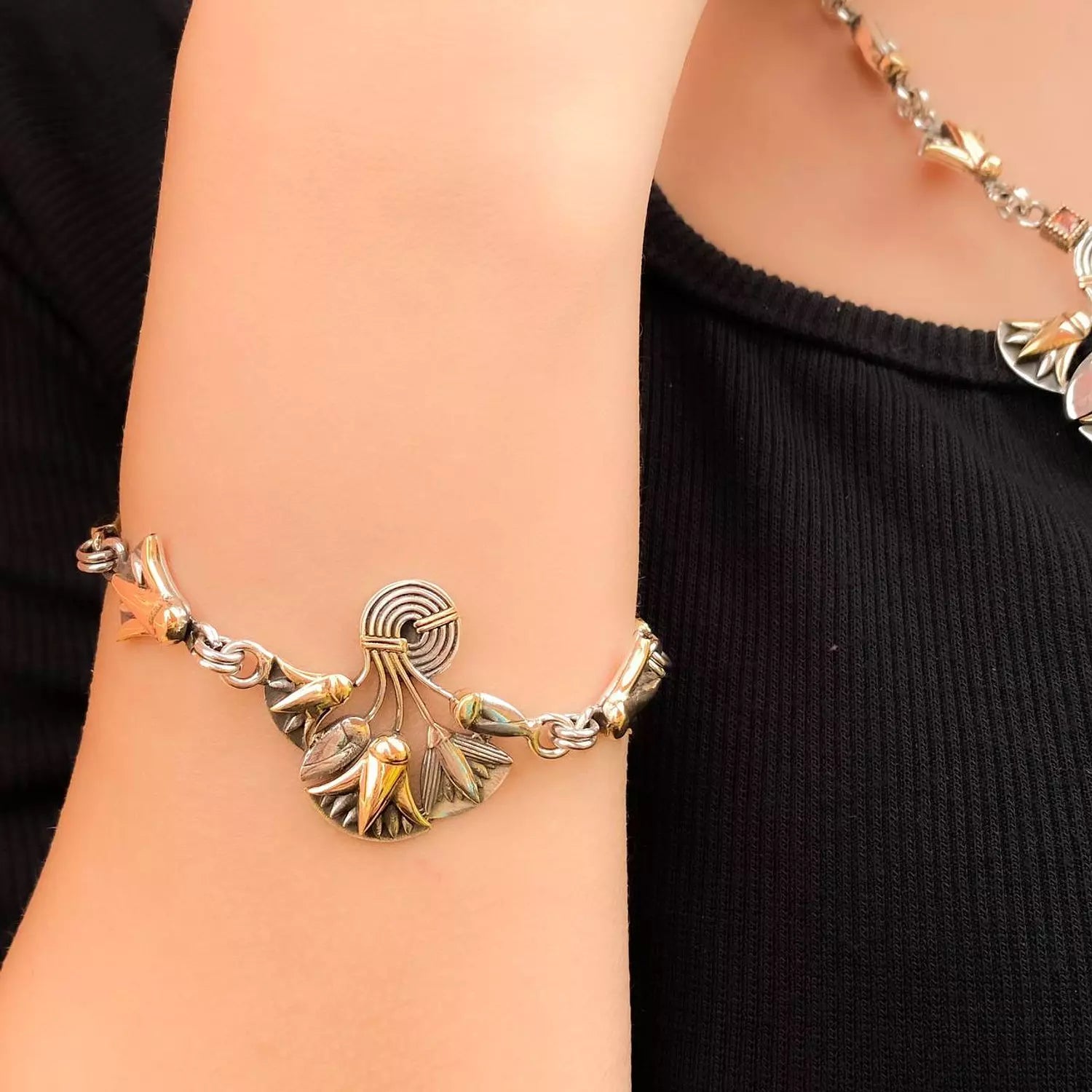 انسيال زهرة اللوتس  فضه عربي سلفر في دهبي