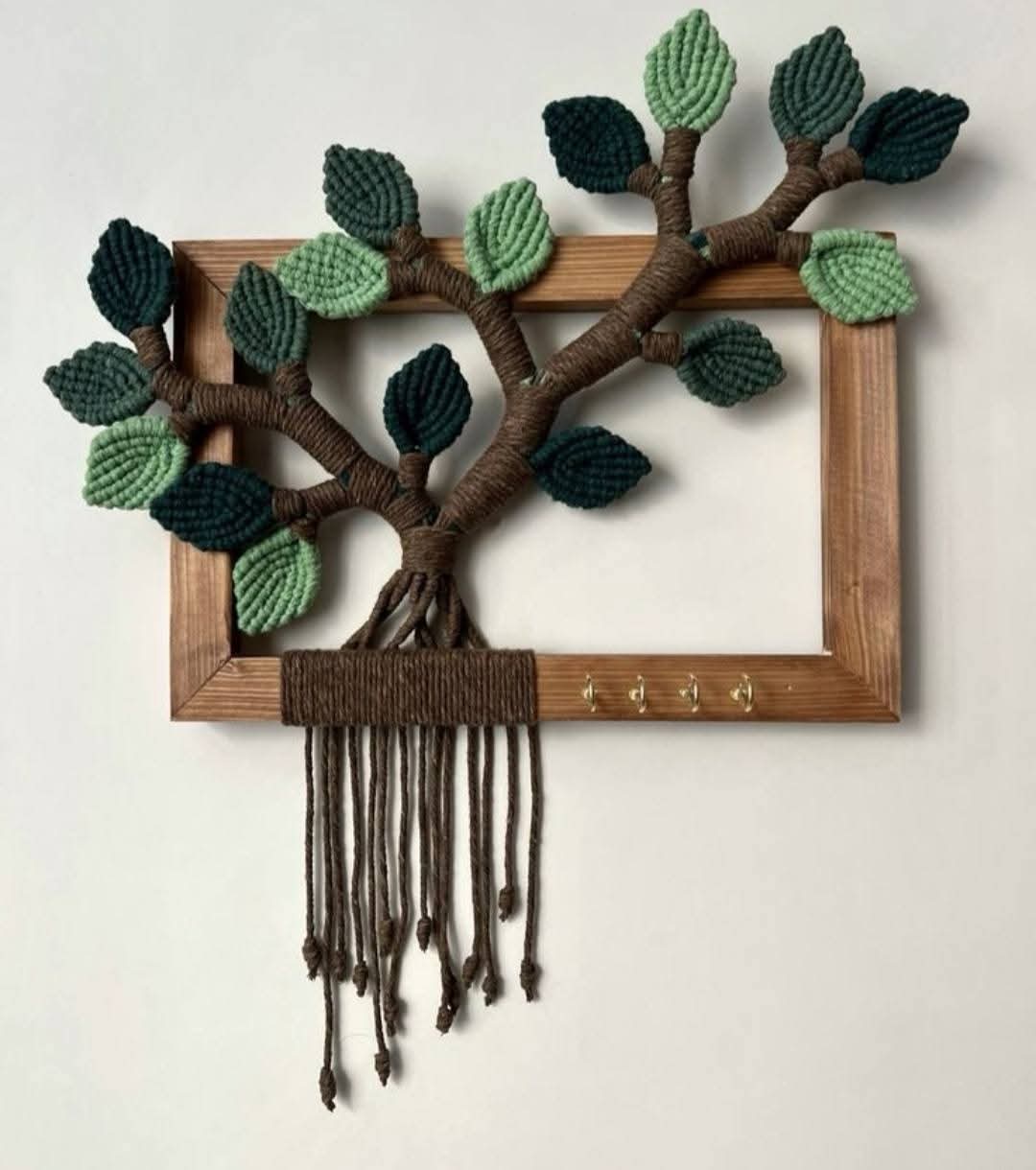 Macramé frame